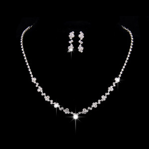 The supply of Bridal Necklace Earrings two sets of simple Rhinestone Suit Wedding Dress Accessories 425