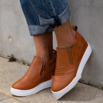 Taller casual women's shoes in large size