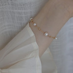 Women's Baby's Breath Freshwater Pearl Bracelet