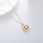 Freshwater Pearl Pendent Necklace in 14K Yellow Gold 