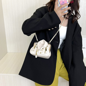 Small Women Retro Fashion One Shoulder Messenger Bag