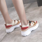 New Korean version of thick bottom buckle wild sneakers