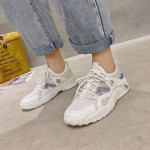 casual breathable sporty shoes