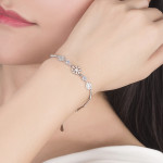 Women's Fashion Ice Snowflake Bracelet