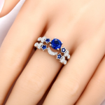 New creative moon ring women Europe and the United States inlaid blue gem engagement ring