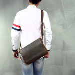 Retro Casual Men's Leather Shoulder Bag