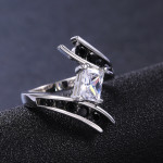 Creative Styling Personality Ladies Ring Exquisitely Inlaid Zircon Party Ring