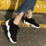 Women's casual shoes