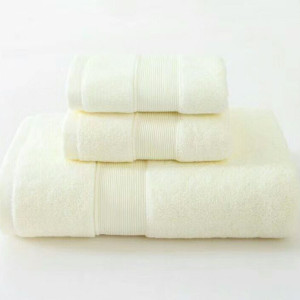 Bath towel pure cotton soft and absorbent