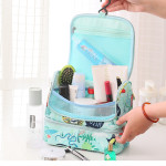 Large-capacity wash bag