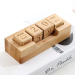 Solid Wood Creative Simple Calendar Desk