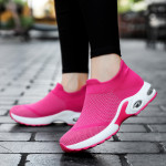 Mom Shoes Breathable Soft Soled Mesh Sports Walking Shoes