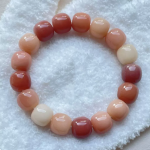 Soft And Gentle Around The Fingers, Playing With Bodhisattva Beads, Men Playing With Bracelets