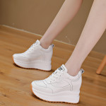 New 10cm High Casual Shoes For Women With Thick Soles And Plush To Keep Warm