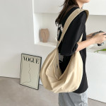 Large Capacity Cross Body Simple And Versatile Nylon Dumpling Bag