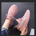 Women's sports shoes