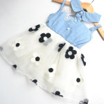 Summer girls wear denim skirt dress dress baby baby princess dress on behalf of a children.