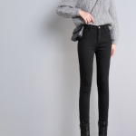 Add Velvet Jeans Female Thin Autumn And Winter To Keep Warm