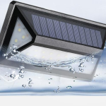 Solar wall light