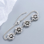 Vintage Thai Silver Small Daisy Bracelet