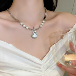 Women's Fashion Temperament Long Pearl Pendant Necklace