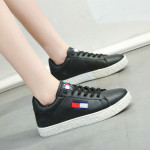 New Tommy Sneakers in Spring and Autumn