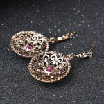 Bridal suit 2021 new style genuine Luo Yang set jewelry, hollowed out with resin, diamond necklace, earring two sets